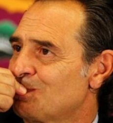 Главный тренер итальянцев Чезаре Пранделли вызвал 23 игроков. Чемпионат россии по футболу премьер лига