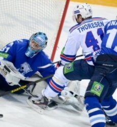 В заключительном матче регулярного чемпионата КХЛ петербургский СКА. 